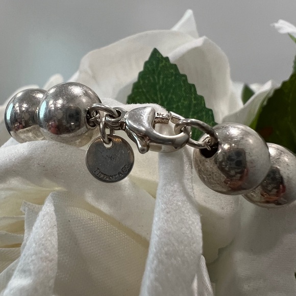 Authentic Tiffany & co  Ball Bracelet
in Silver, 10 mm - Picture 9 of 15